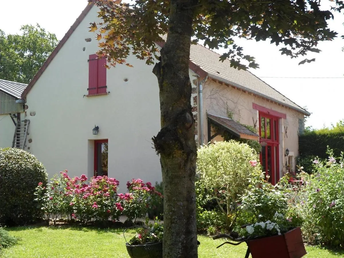 Grange Renovee Avec Jardin Arbore, Ideale Pour Sejours En Famille Ou Entre Amis, A Deneuille-Les-Mines - Fr-1-489-408 France