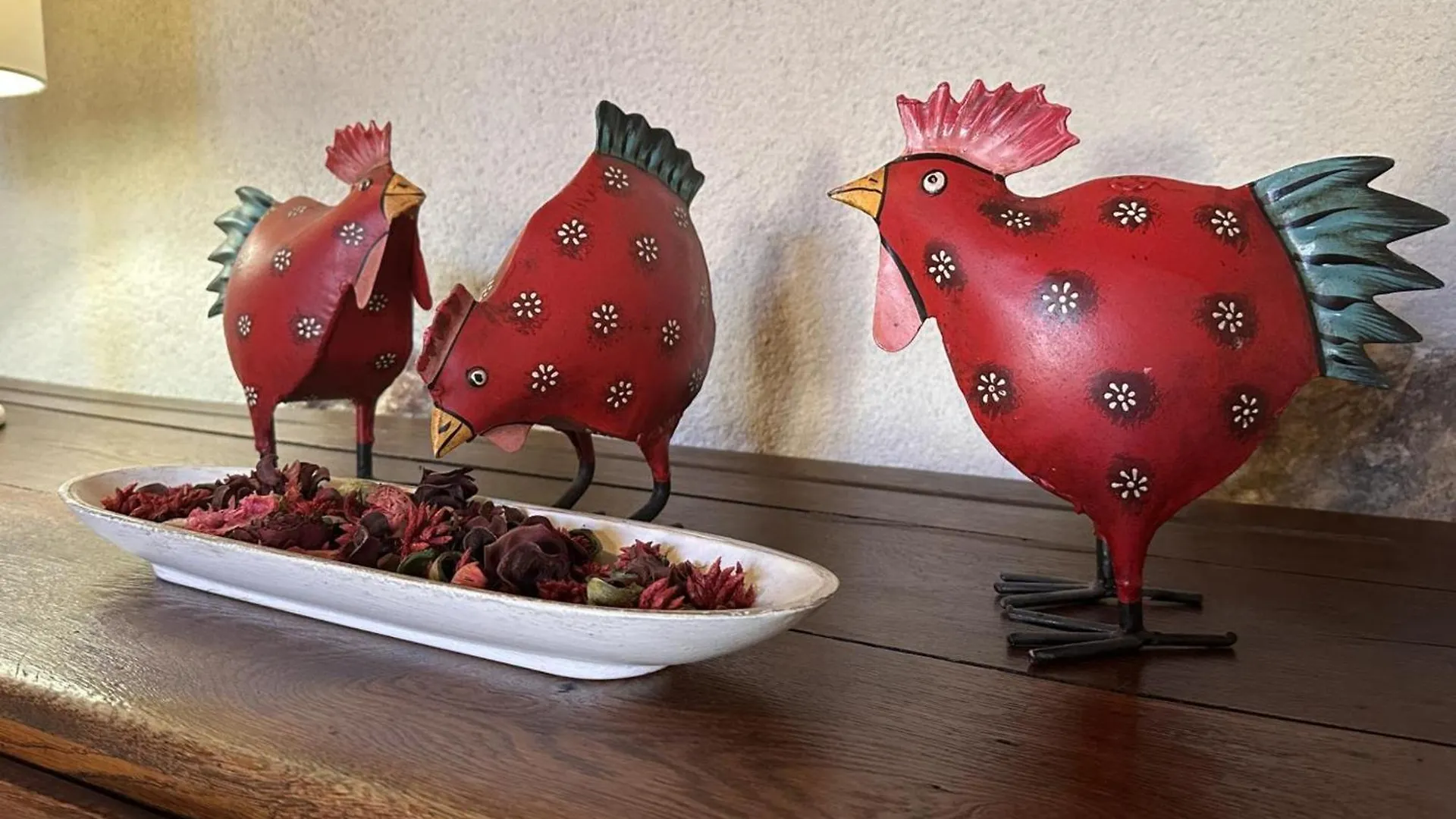 Grange Renovee Avec Jardin Arbore, Ideale Pour Sejours En Famille Ou Entre Amis, A Deneuille-Les-Mines - Fr-1-489-408